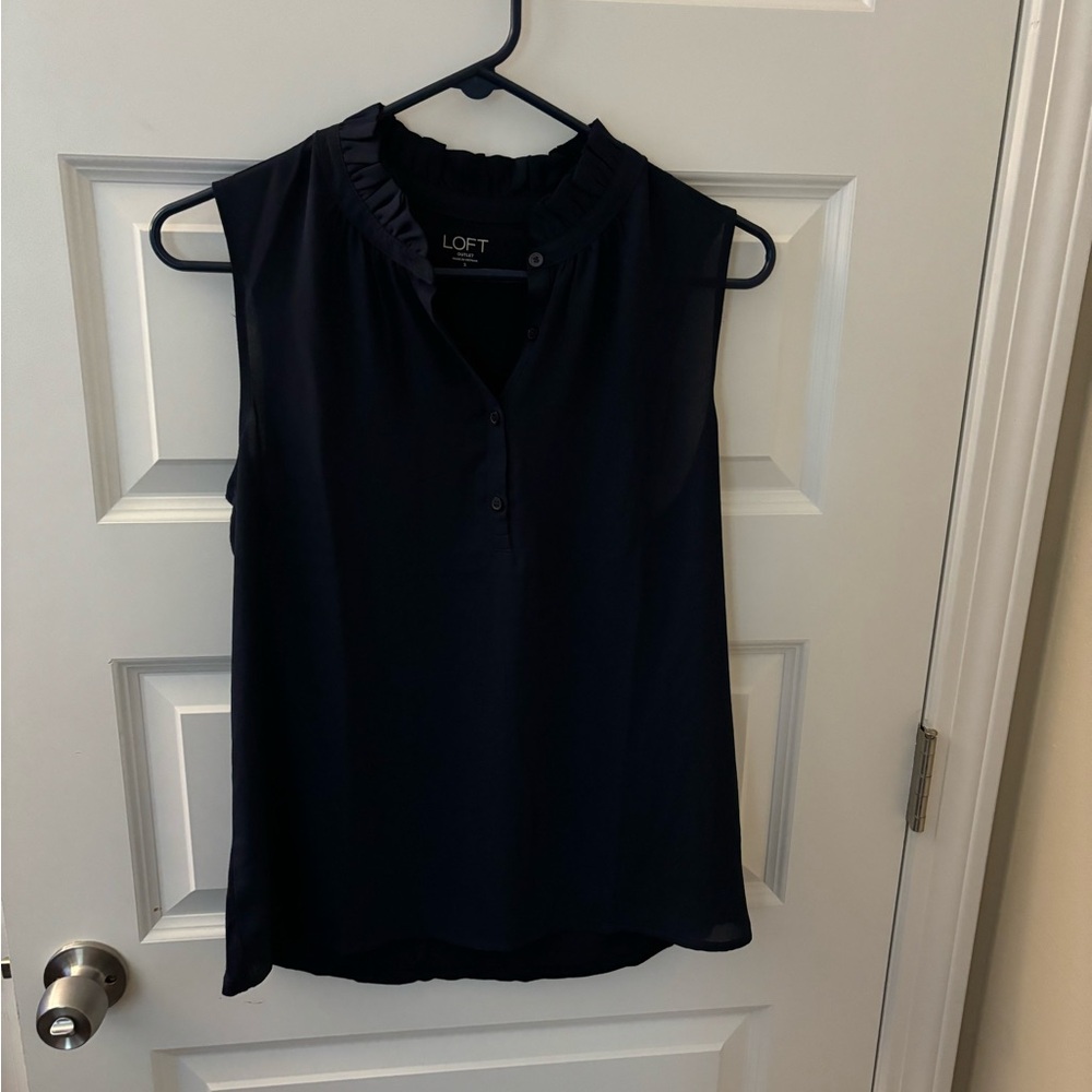 Loft factory outlet sleeveless blouse